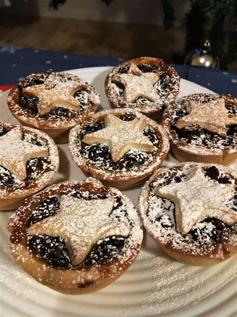 Christmas Mince Pies | British Baking Classic - TheUniCook