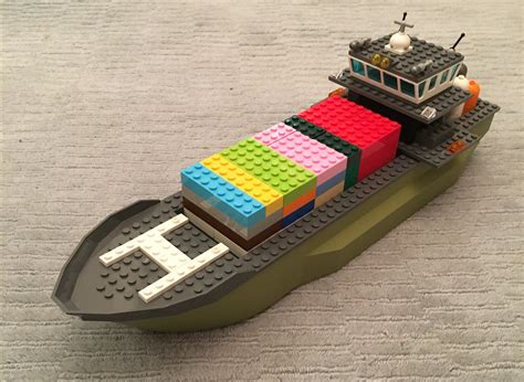 LEGO IDEAS - Cargo Ship