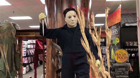 Spirit Halloween Walkthrough Michael Myers Animatronics Props Fun 2018 ...