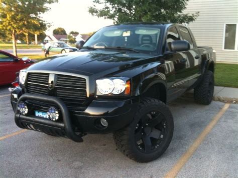 2005 Dodge Dakota Custom