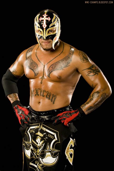 WWE CHAMPS: '619' REY MYSTERIO