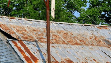 Understanding the Process of Restoration of a Rusty Looking Iron Roof. - TOORAK TIMES