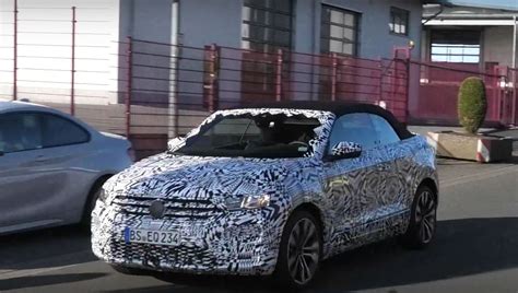 2020 Volkswagen T-Roc Convertible Spied, Looks Like a Bad Idea ...