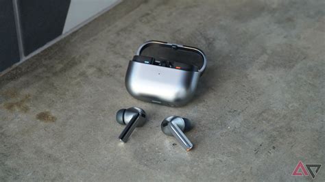 Samsung Galaxy Buds 3 Pro review: Excellent sound, knockoff design