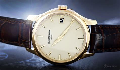 Patek Philippe Calatrava Review: Iconic, Timeless & Classic