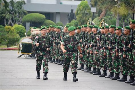 450 Prajurit TNI Kodam III/Siliwangi Dilepas ke Perbatasan Papua