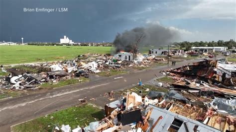 Video Massive cleanup after deadly tornado ravages Texas - ABC News