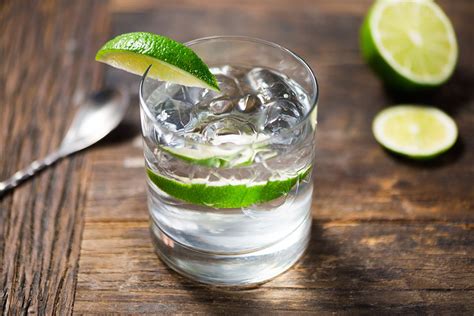 Gin and Tonic Recipe: A Simple, Refreshing Drink