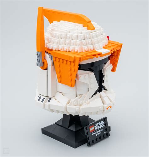 Review: LEGO Star Wars 75350 Clone Commander Cody Helmet - HOTH BRICKS