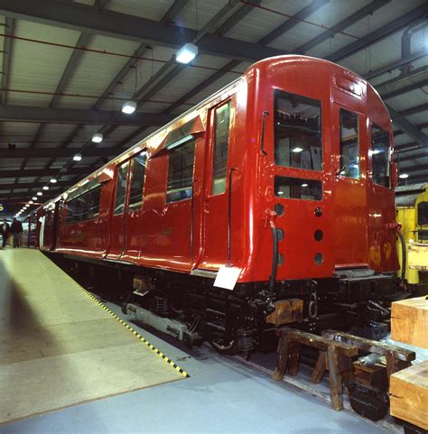 Conserving the old Q Cars of the London Underground – Museum Crush