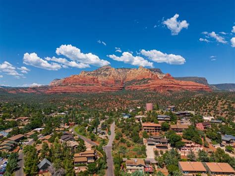 Premium Photo | Wide aerial view of sedona arizona