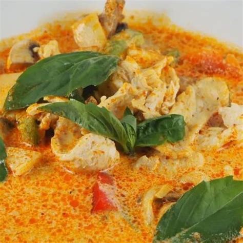 Red Chicken Curry with Bamboo Shoots Recipe - Awesome Cuisine