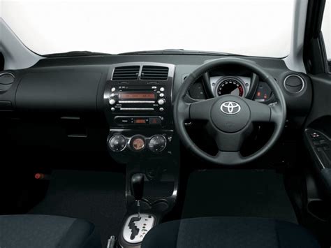 Toyota Ist technical specifications and fuel economy