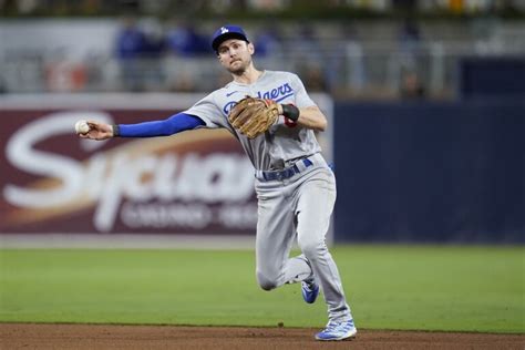 Dodgers vs. Padres NLDS Game 4 live updates, score and analysis - Los ...