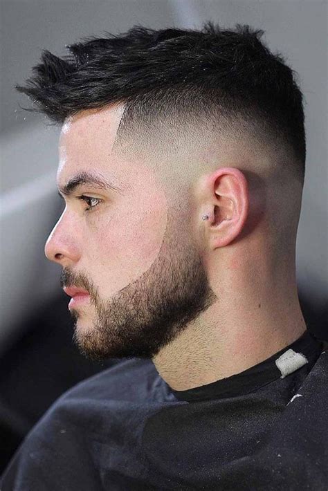 45 Men's Low Fade Haircuts To Copy In 2023 | Beard styles short, Beard ...