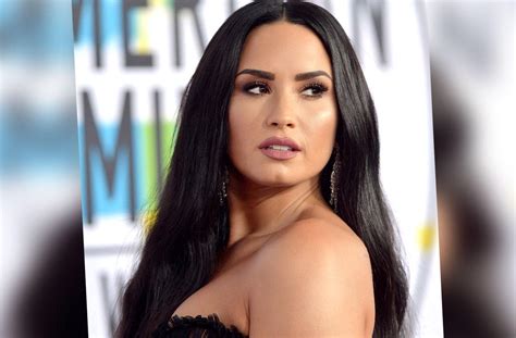 Demi Lovato Fires Longtime Manager Amid Relapse