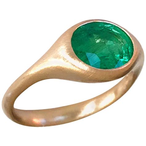 Antique Emerald Cocktail Rings - 1,960 For Sale at 1stdibs - Page 2