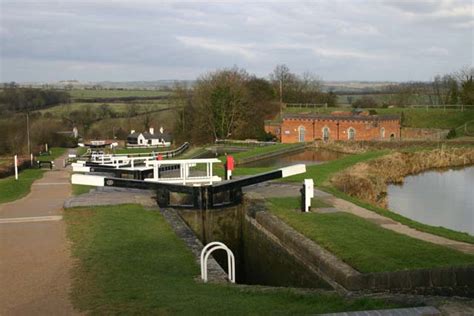 Foxton Locks and Museum © Richard Dear cc-by-sa/2.0 :: Geograph Britain and Ireland