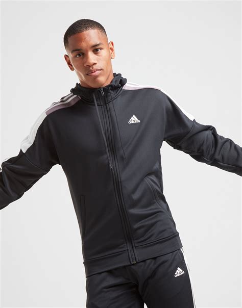 Compra adidas chándal Game Time en Negro | JD Sports