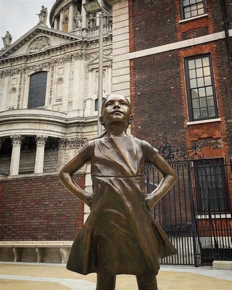 A Powerful Statue Of A 'Fearless Girl' Has Appeared In Paternoster Square