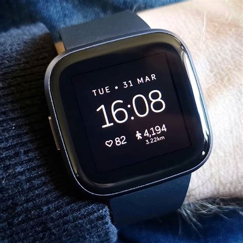 Minimal | Fitbit Clock Faces | Watch Face Themes | Clock Face Themes ...