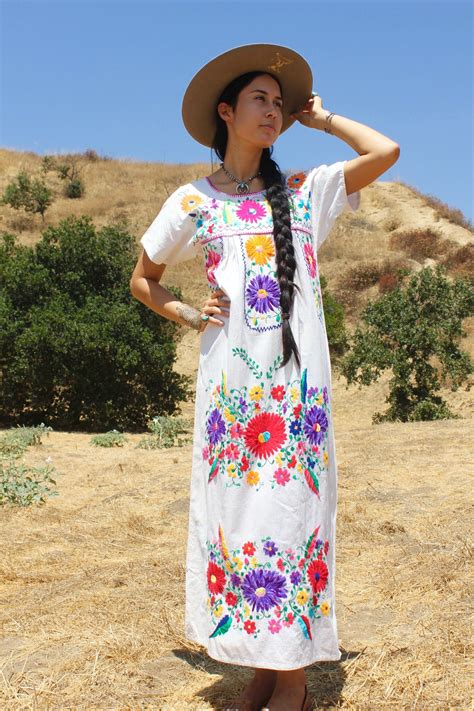 Vintage Mexican Maxi Hand Embroidered Wedding Dress | Vintage mexican wedding, Wedding dresses ...