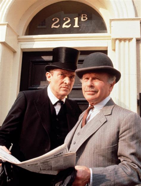 Edward Hardwicke, right, played Dr. Watson to Jeremy Brett’s Sherlock ...