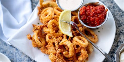 What Is Calamari? How It Tastes, How to Cook It, and Where to Buy It