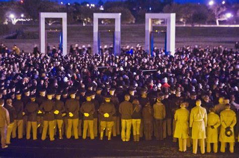 Somber, early morning tribute unites Aggies around 12 who died in 1999 bonfire collapse | Texas ...