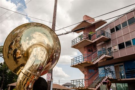 New Orleans Parades: Celebrating in Spite of the Risk - The New York Times