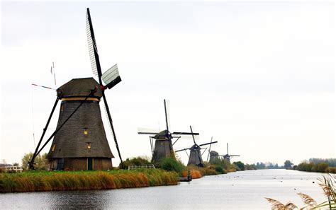 Welcome To The Iconic Kinderdijk Windmills