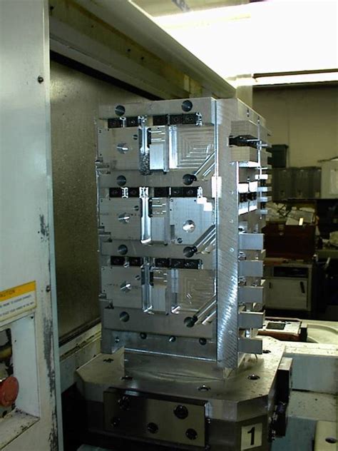 CNC FIXTURE DESIGN