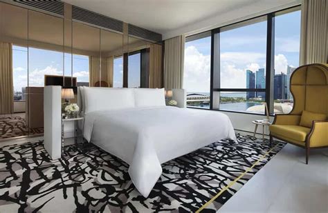 The BEST 5-Star Luxury Hotels in Singapore (UPDATED 2022)