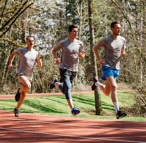 Jakob Ingebrigtsen Training / 16 Year Old Jakob Ingebrigtsen Runs 3 56 ...