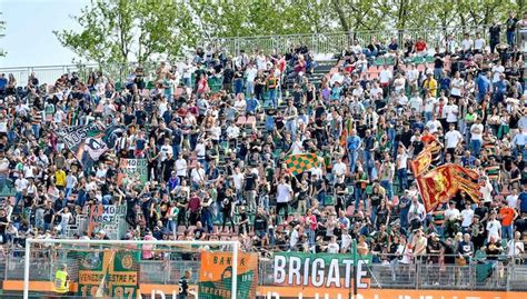 Venezia fans starting to turn on American owners - Football Italia