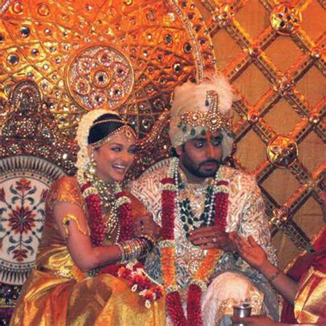 Most romantic photos of Aishwarya Rai with husband Abhishek Bachchan