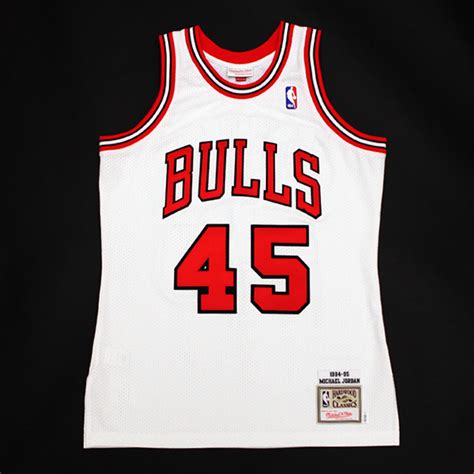 Mitchell & Ness Releasing Michael Jordan's Number 45 Comeback Jersey ...