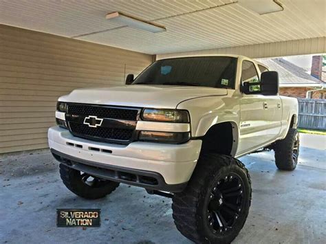 White Lifted Chevy Trucks