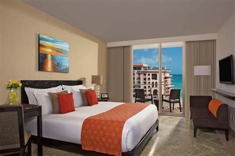 Krystal Grand Cancun – Jetset Vacations