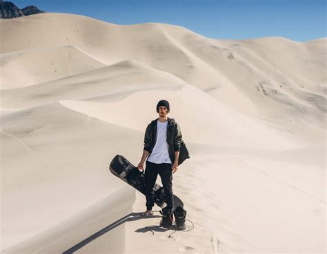 What to wear for sandboarding an dune sledding - Surf The Sand