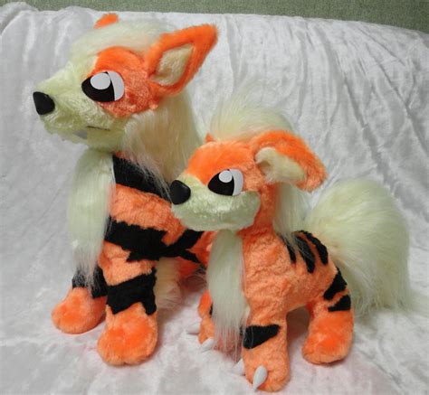 Growlithe and Arcanine by Rens-twin on DeviantArt