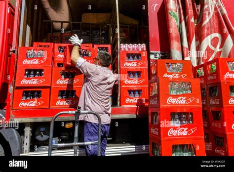 Coca cola delivery truck hi-res stock photography and images - Alamy