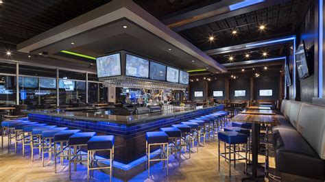 Golf, Party Venue, Sports Bar & Restaurant | Topgolf Edison