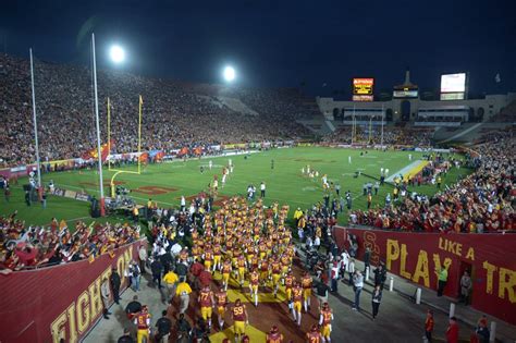 Reggie Bush Will Run Out With USC on Game Day Under 1 Strict Condition ...