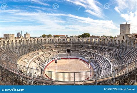 Amphitheatre Arles Royalty-Free Stock Image | CartoonDealer.com #33960502