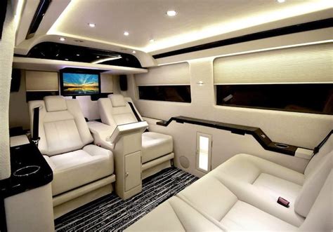 Ordinary Van's Shocking Luxury Interior | Luxury van, Luxury private ...