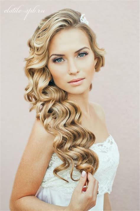 Coiffure Pour Mariage Sur Le Cote | lannaginasisi web