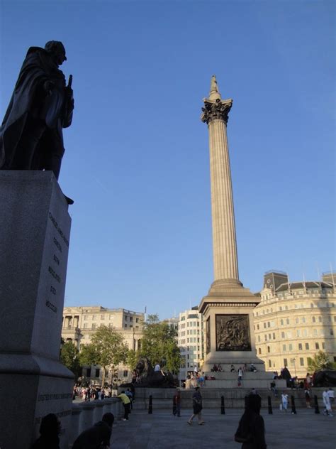 Explore the Iconic Trafalgar Square