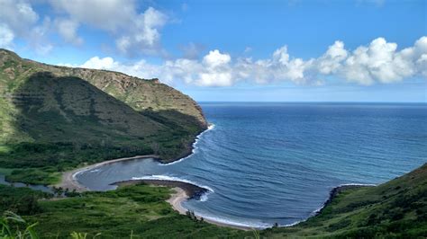 Halawa Beach Park, East Molokai Island, Hawaii : r/Tropical