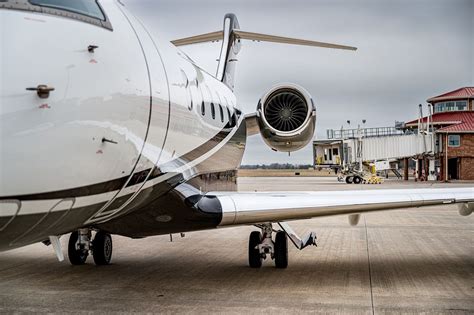 Plane on the tarmac | Free Photo - rawpixel